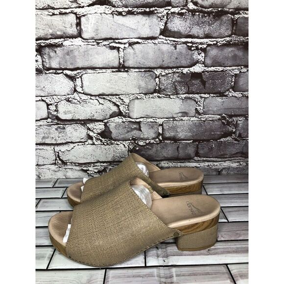 Dansko Maci Taupe Textured Beige Tan Leather Heel Sandals Women Sz 40EU/9.5M US - Picture 16 of 16